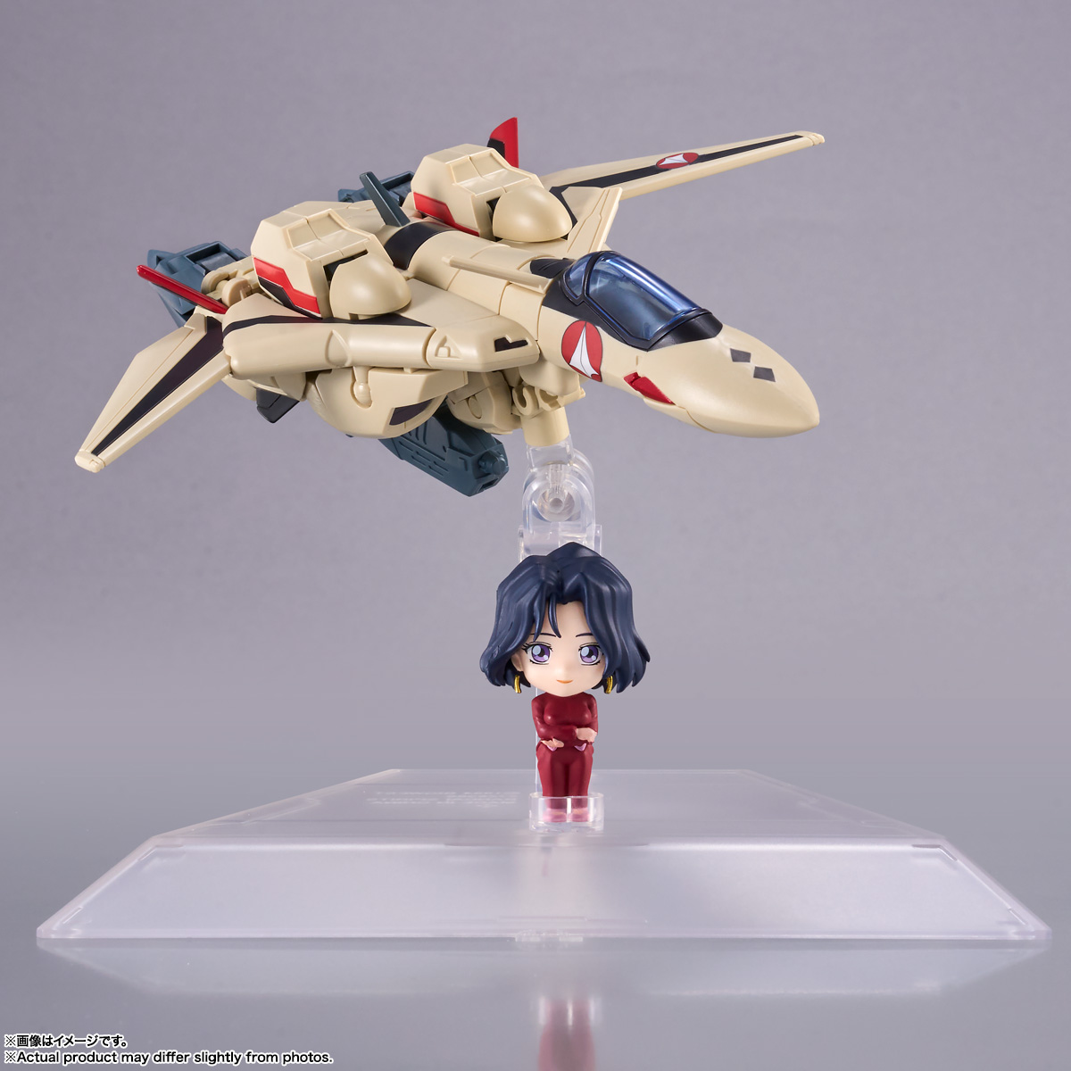 YF-19(イサム・ダイソン機) with ミュン・ファン・ローン | ITEMS