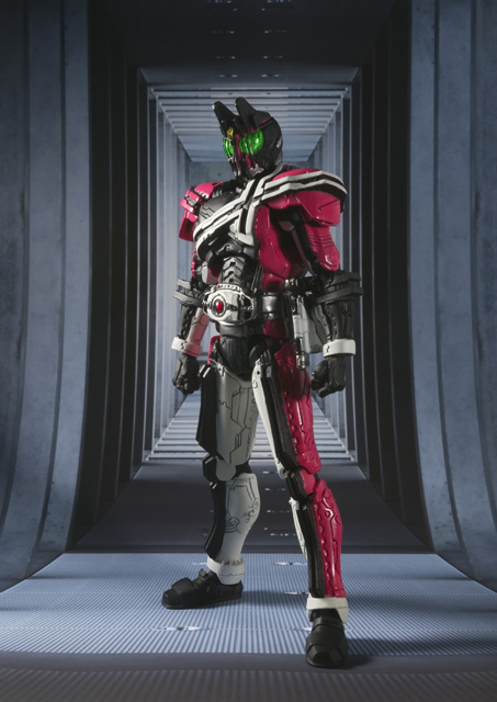 S.I.C. 極魂 仮面ライダーディケイド│株式会社BANDAI SPIRITS