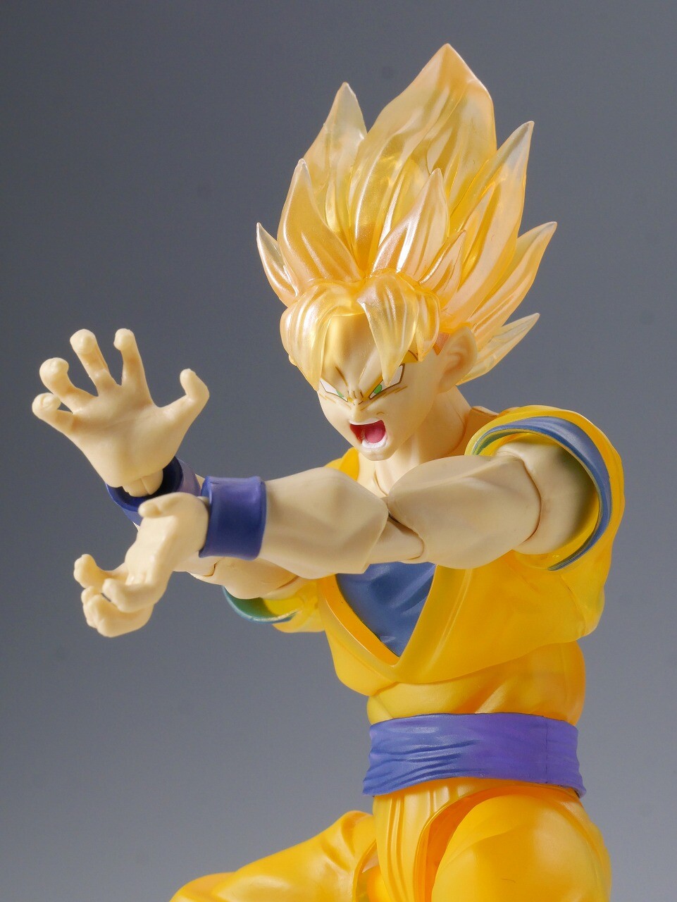 魂ストア限定商品より「S.H.Figuarts スーパーサイヤ人孫悟空-Z戦士
