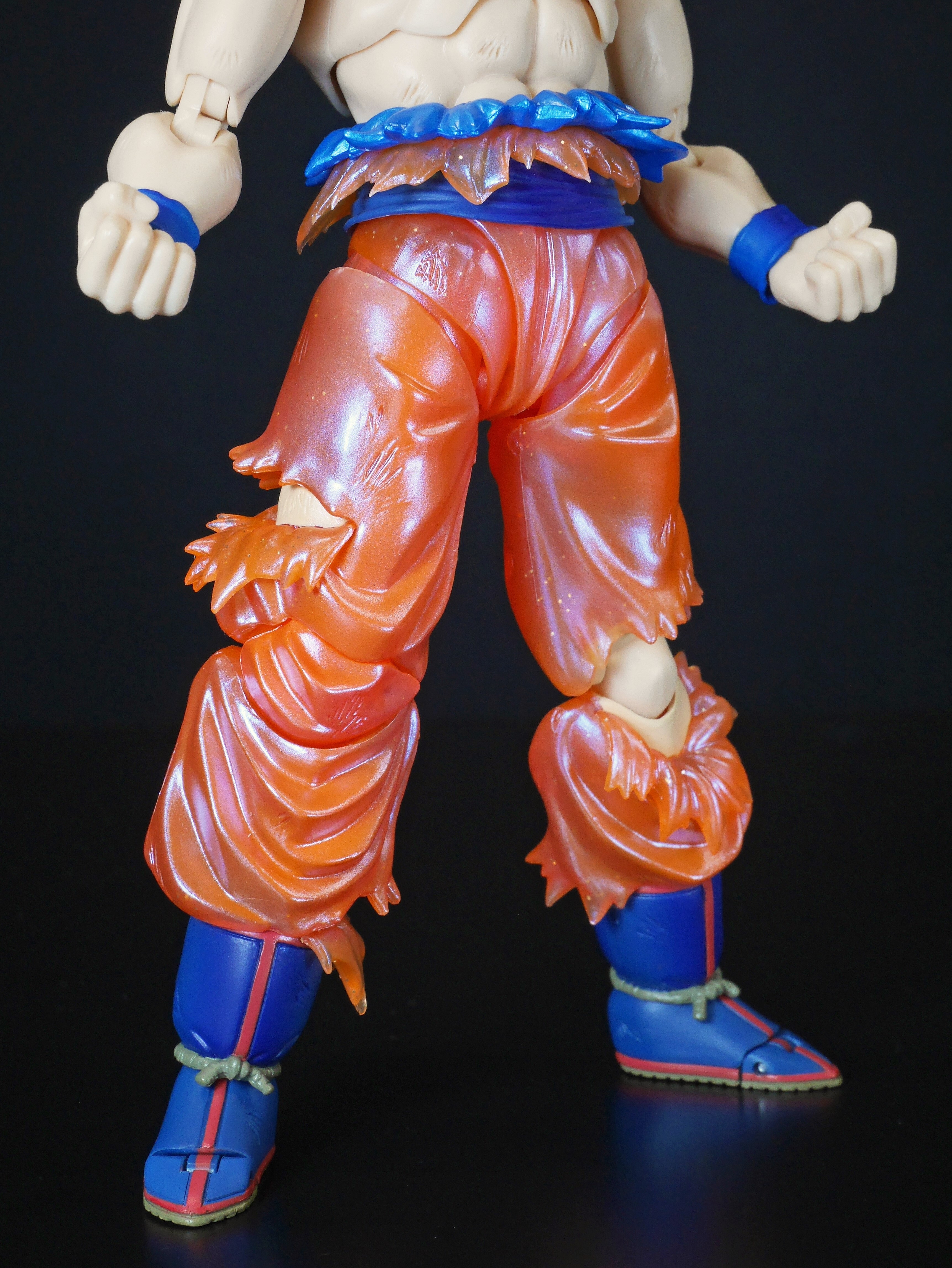 魂ストア限定商品「S.H.Figuarts 孫悟空 身勝手の極意-限界超絶突破