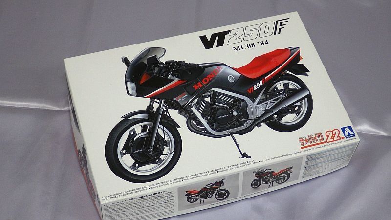 アオシマ ホンダ VT250F MC08 '84 ザ・バイク22 - Tada TooL Garage