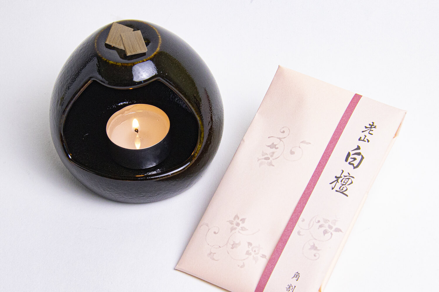 香木】老山白檀 角割 | たかはしきもの工房 本店