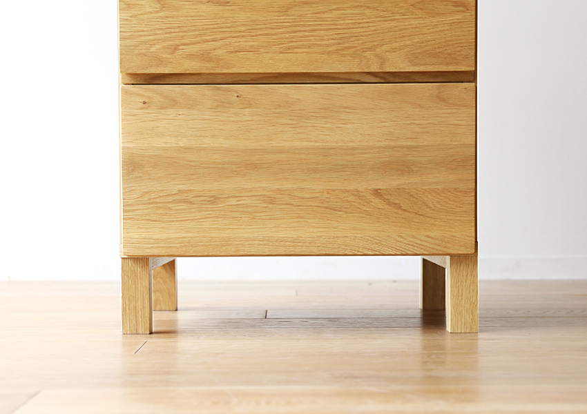 レッチェ 50サイドチェスト OAK(W50×D44×H88cm)税込85,000 | 高野木工