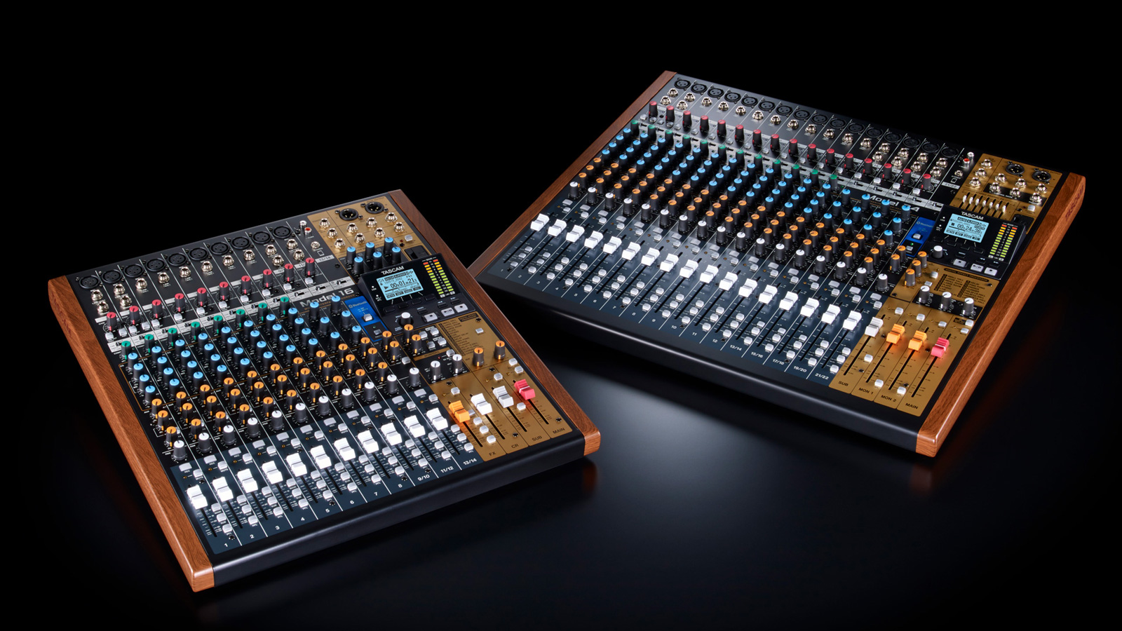 Model 16 | 16トラックライブレコーディングミキサー / USBオーディオ