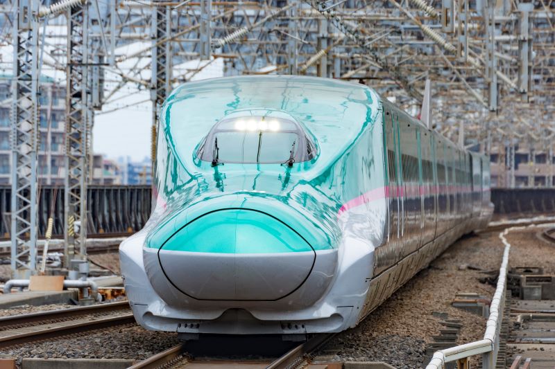 東北新幹線に「ミャクミャク」進出！？E5系に2025年大阪・関西万博