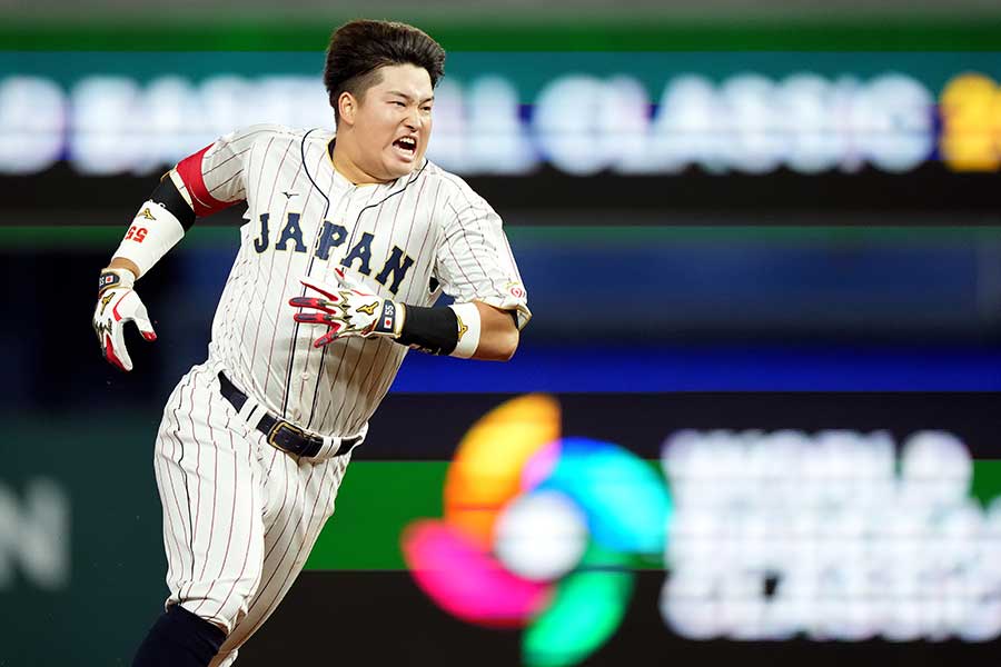 村上宗隆「バントもよぎった」 弱気の虫を拭い去ったサヨナラ打「腹を