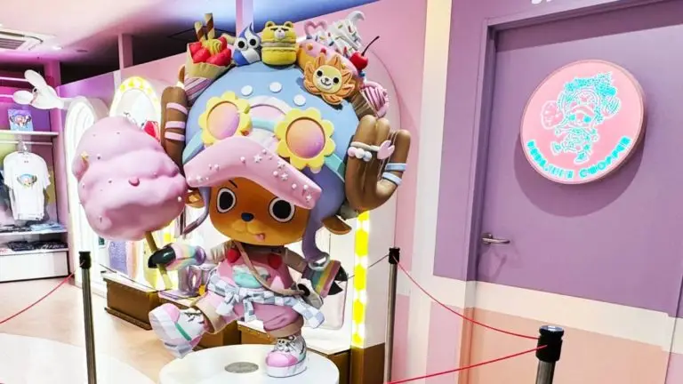 アニメONE PIECE（ワンピース） 麦わらストア！限定チョッパーと光る