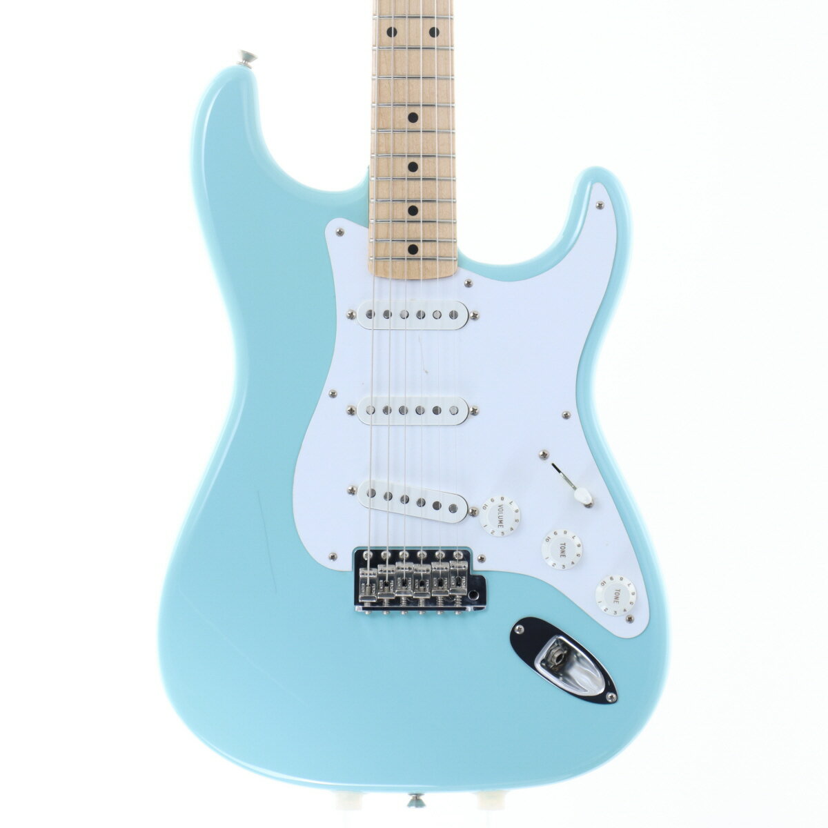 楽天市場】deluxe stratocaster daphne blueの通販