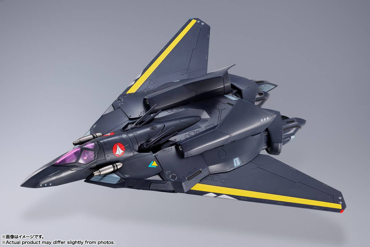 DX Chogokin VF-17S Nightmare Stealth Valkyrie (Gamlin Kizaki's