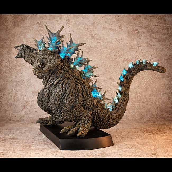 公式オンラインストアUA Monsters ゴジラ（2023）銀座強襲時イメージ