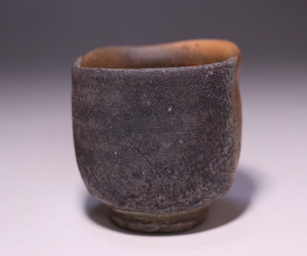 伊勢崎 満 作 「伊部ぐい呑」 ～備前焼専門卸小売店 川口陶楽苑～