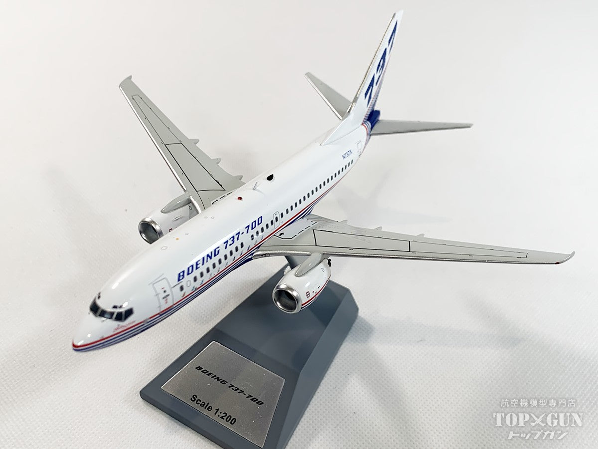 InFlight200 737-700 ボーイング ハウスカラー N737X 1/200 [IF737737X]