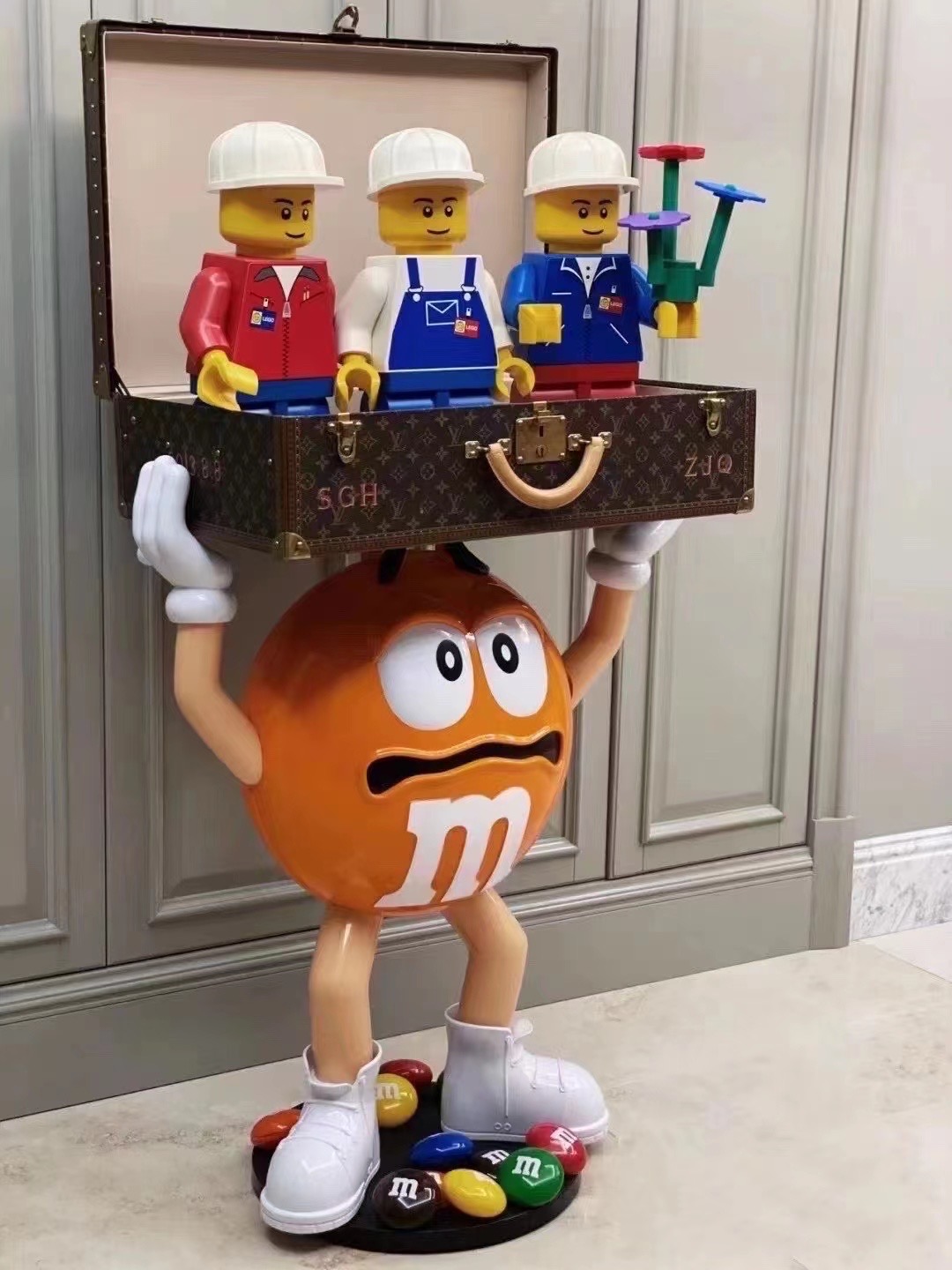 Toy・Cargo| m&m's Store Display Figure – Orange | Toy・Cargo