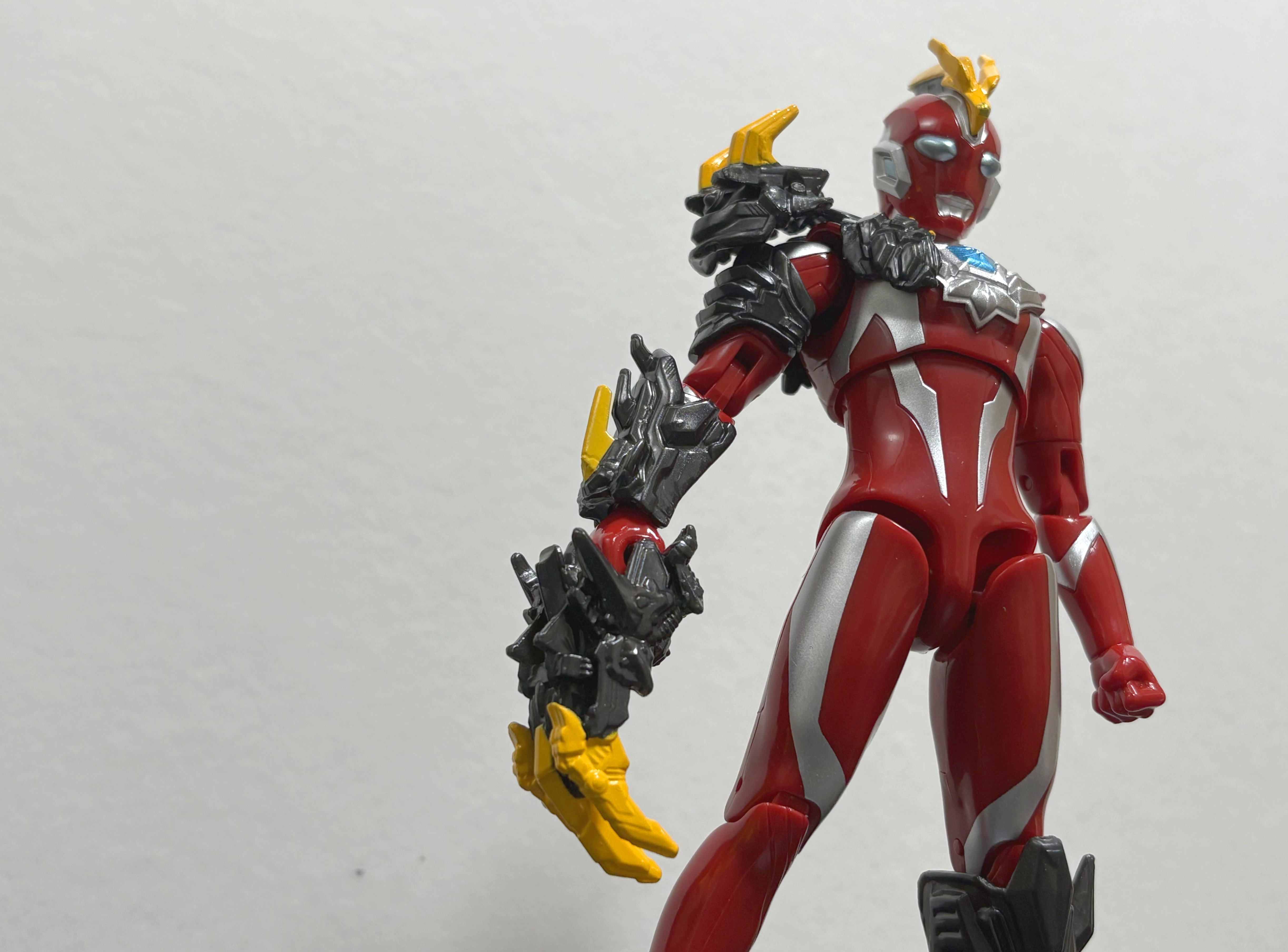 ウルトラマン玩具開発ブログ 85／2つのアーマーチェンジで遊びつくせ