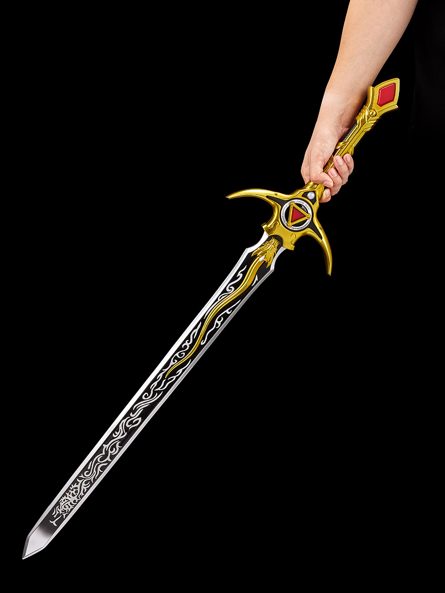 COMPLETE STYLE GIGANTIC牙狼剣」 雨宮慶太監督インタビュー | BANDAI TOYS