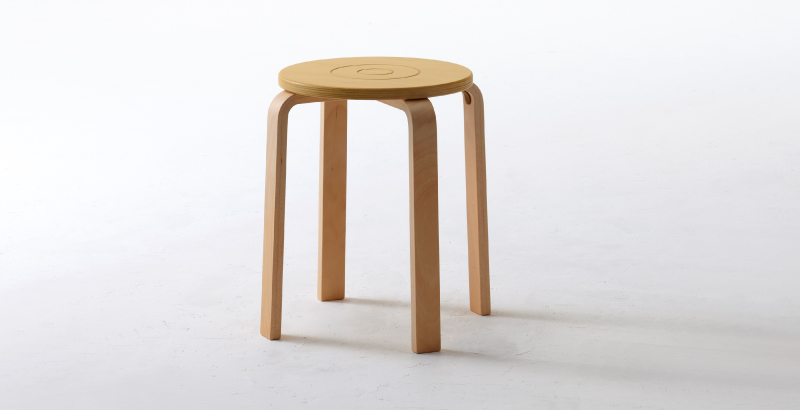 Light stool giraffe | 豊橋木工株式会社