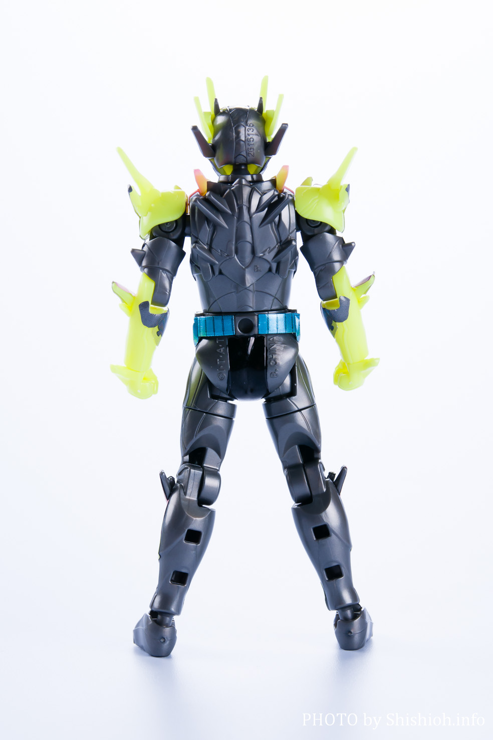 レビュー】装動 仮面ライダーリバイス by7 (リバイス )