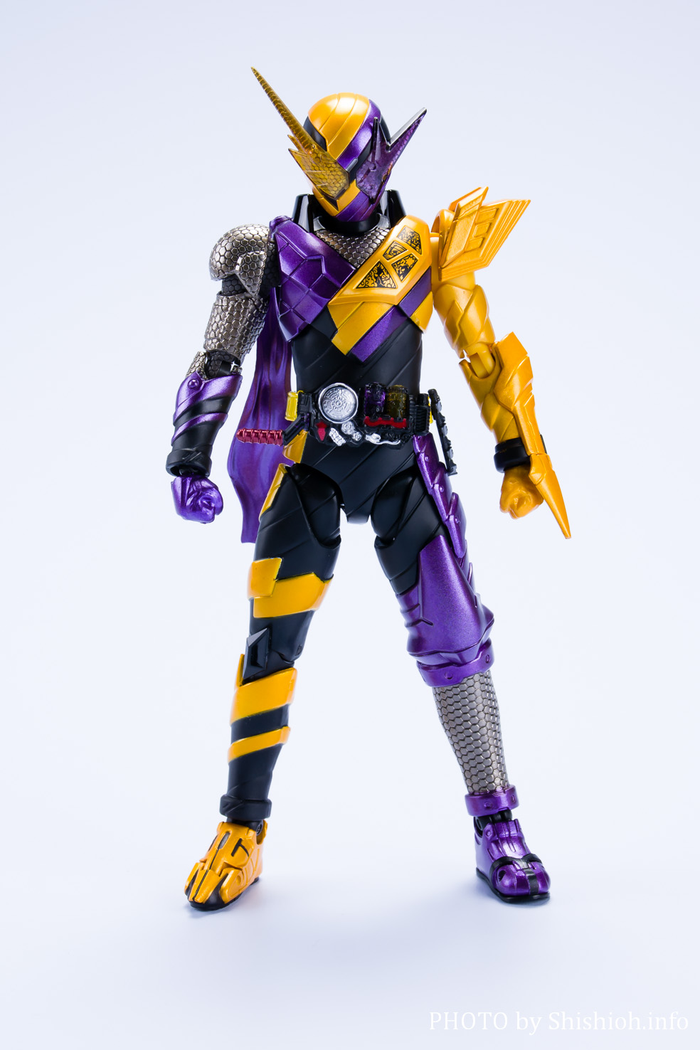 レビュー】 S.H.Figuarts 仮面ライダービルド ニンニンコミックフォーム