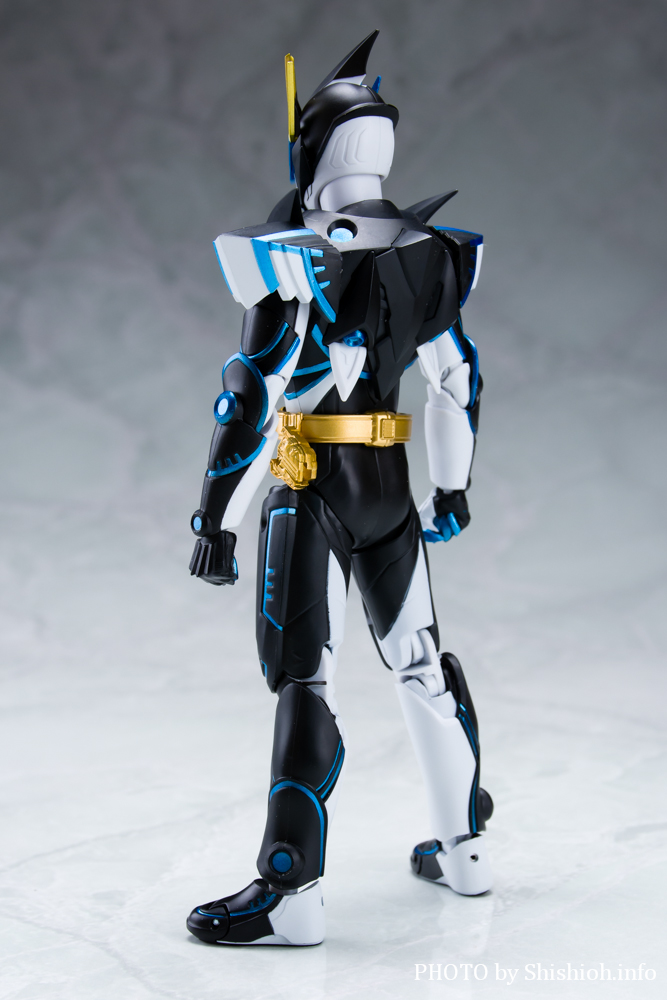レビュー】S.H.Figuarts 仮面ライダーデュランダル オーシャンヒストリー