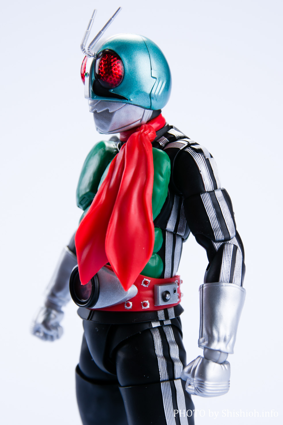 レビュー】 S.H.Figuarts（真骨彫製法） 仮面ライダー新1号 50th