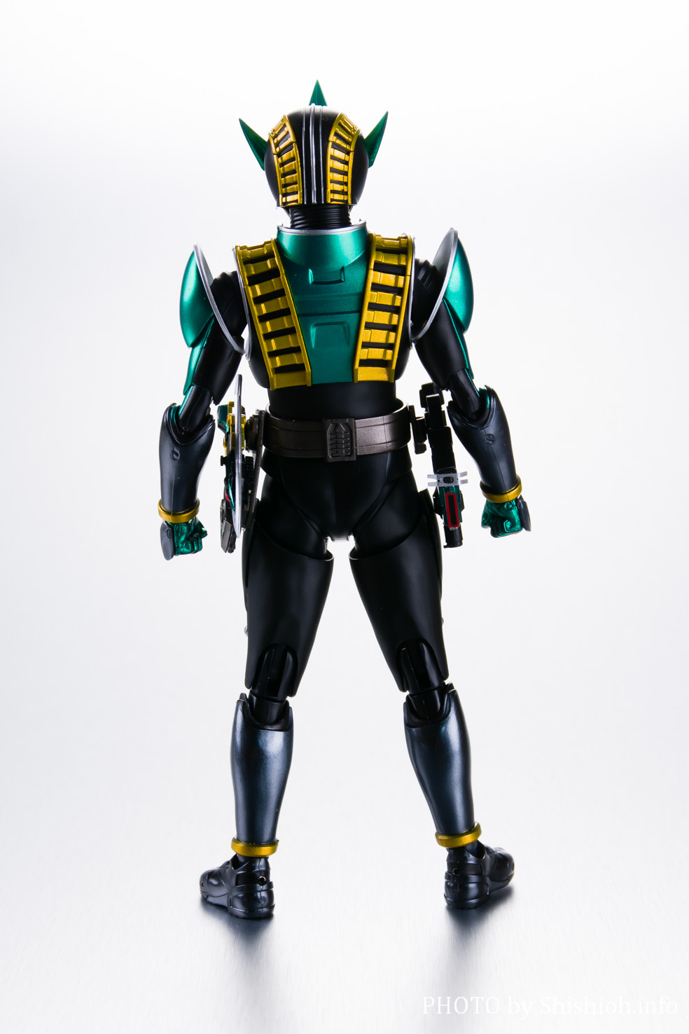 レビュー】 S.H.Figuarts（真骨彫製法） 仮面ライダーゼロノス