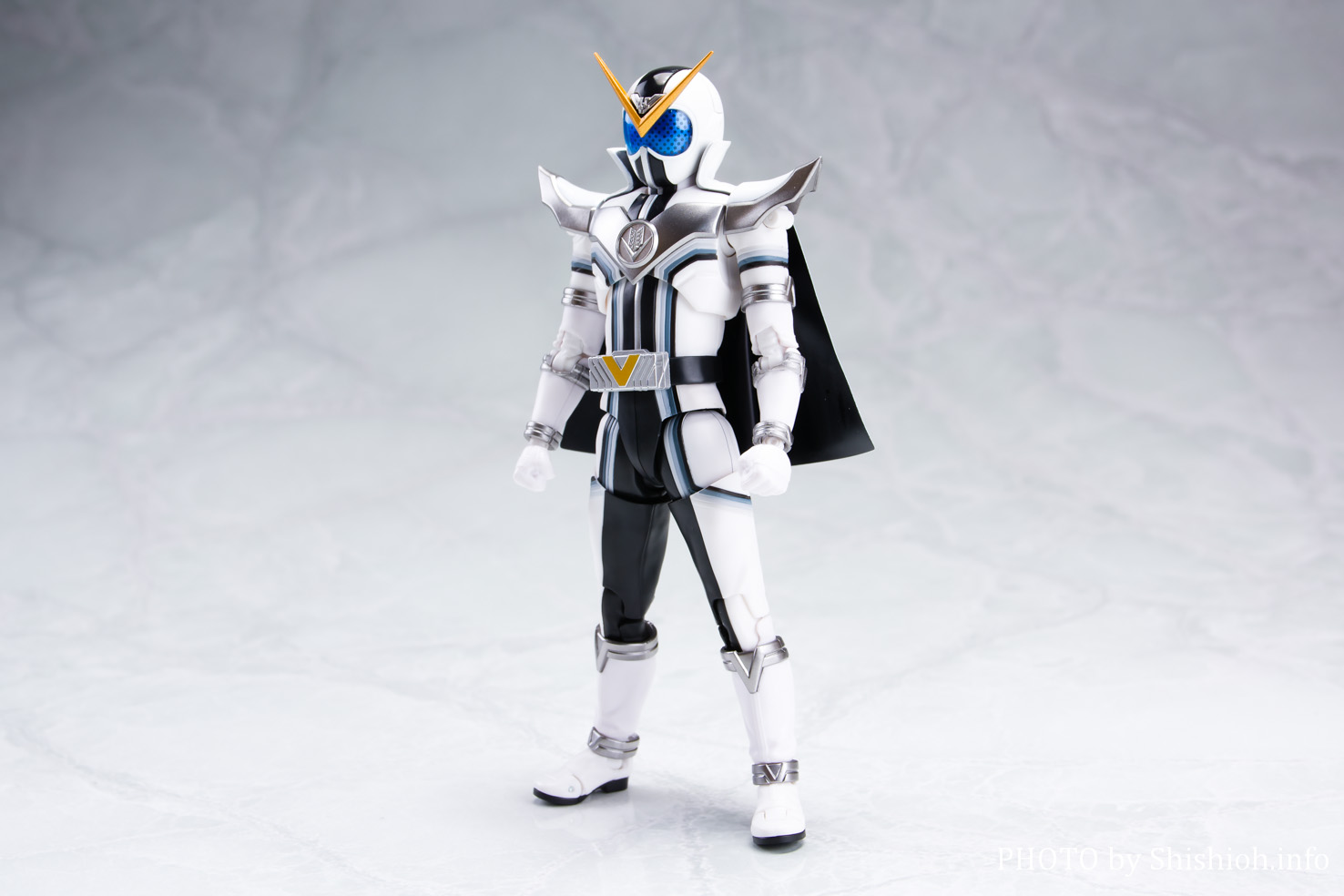 レビュー】S.H.Figuarts ゼンカイザーブラック
