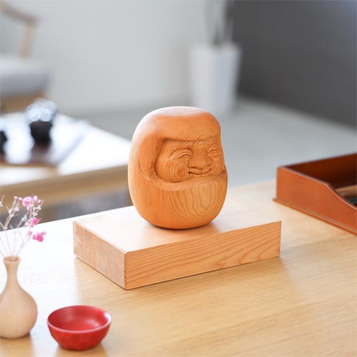 楽天市場】一位一刀彫 鈴木彫刻 招福だるま 伝統工芸品 木製 オブジェ