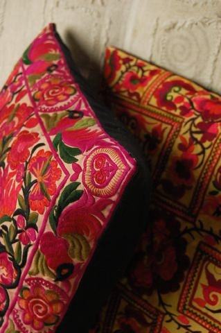 楽天市場】タイ 民族刺繍 ヤオ族クッションカバー 花鳥 プレゼント