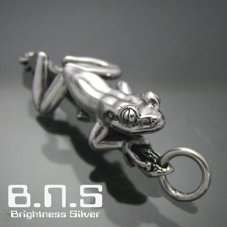 楽天市場】銀の蛙 アカメアマガエルペンダント シルバー925 Silver925