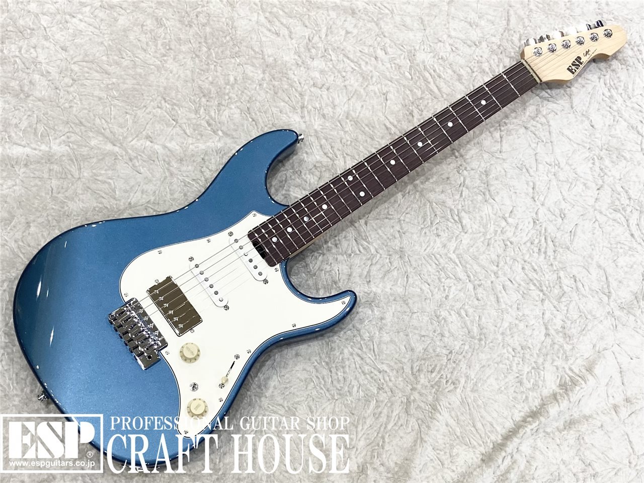 楽天市場】【ESP直営店】【即納可能】ESP SNAPPER-AL / Supreme Blue