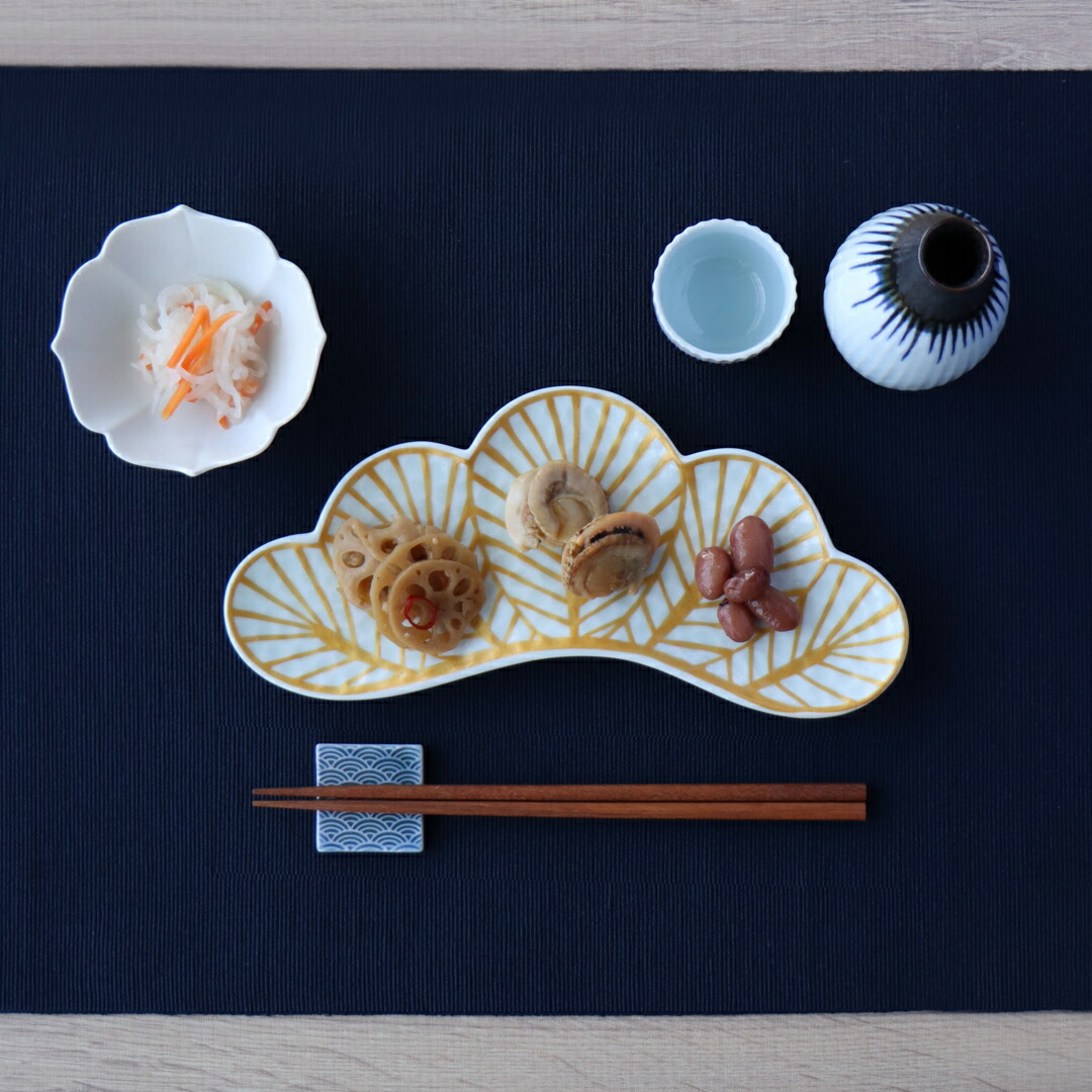 楽天市場】銘々皿 和菓子 皿 松葉皿 前菜皿 有田焼 幸楽窯 錦金松葉型