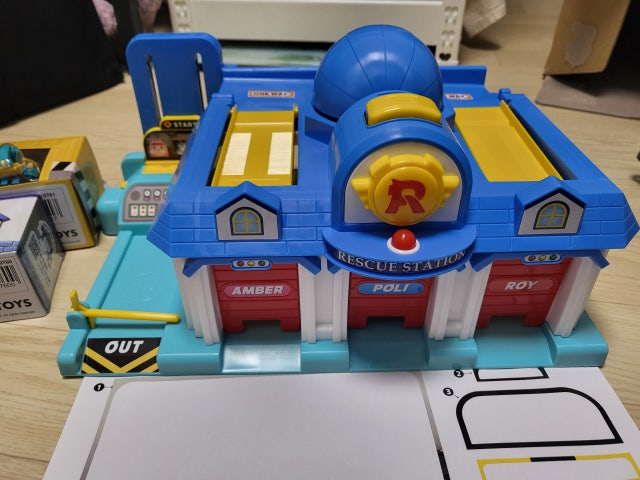 楽天市場】☆配送無料☆ROBOCAR POLI☆シンプルパック (出動救助本部+