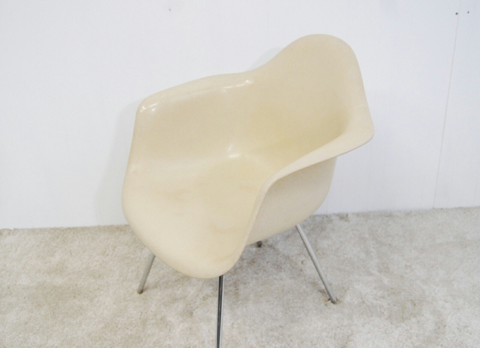 楽天市場】eames armshell chair 2nd H-base イームズ アームシェル