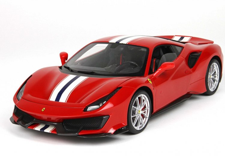 楽天市場】BBR 1/18 フェラーリ 488 Pista metal Rosso Corsa 全開閉