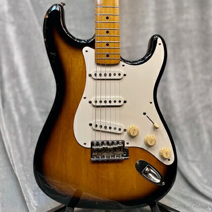 楽天市場】フェンダージャパン st57 japan fender（エレキギター