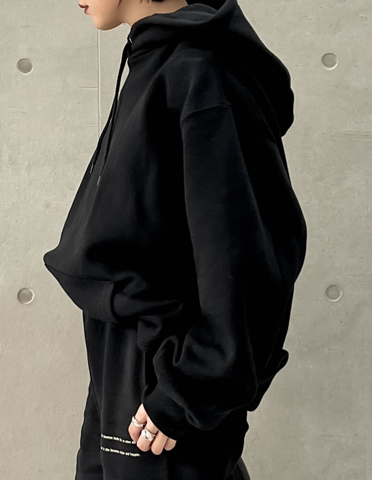 davryu 黒 フード付きスウェット L davryu 黒 davryu パーカー