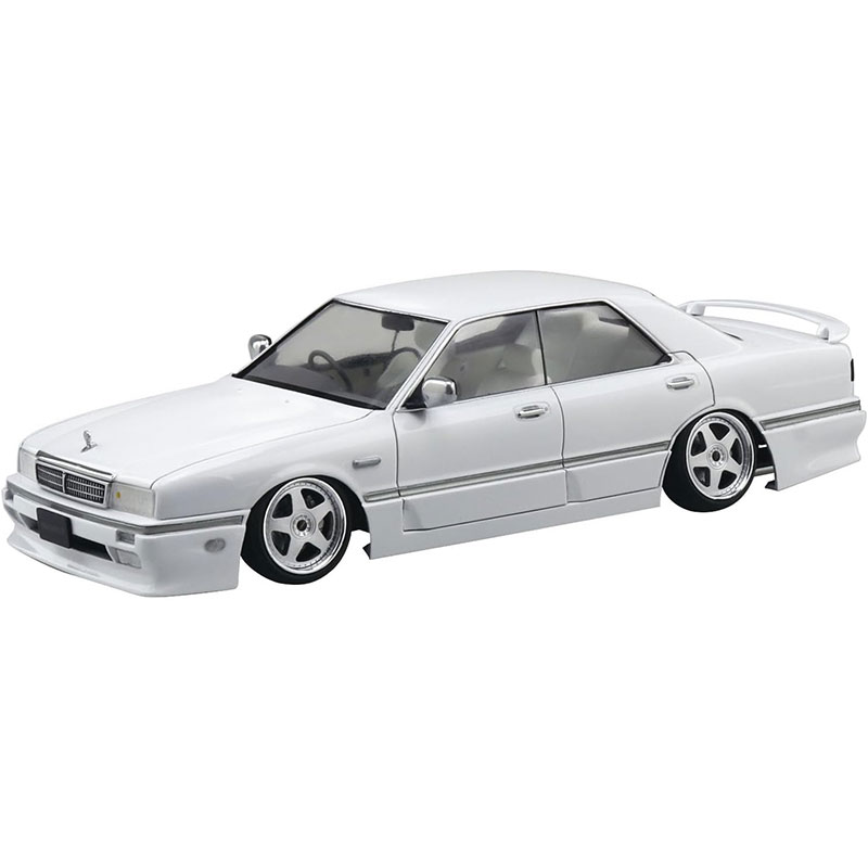 青島文化教材社 1/24 ザ・ハイソカー No.4 ニッサン Y31 シーマ (模型