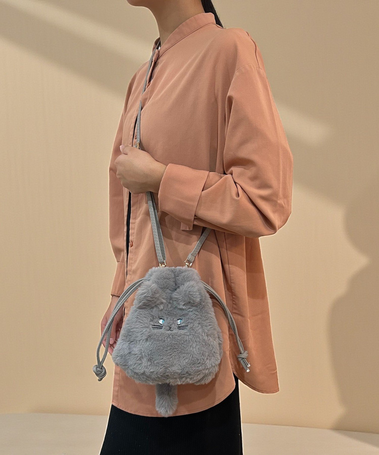 Rora｜にゃんこファー巾着ショルダー | Rakuten Fashion(楽天