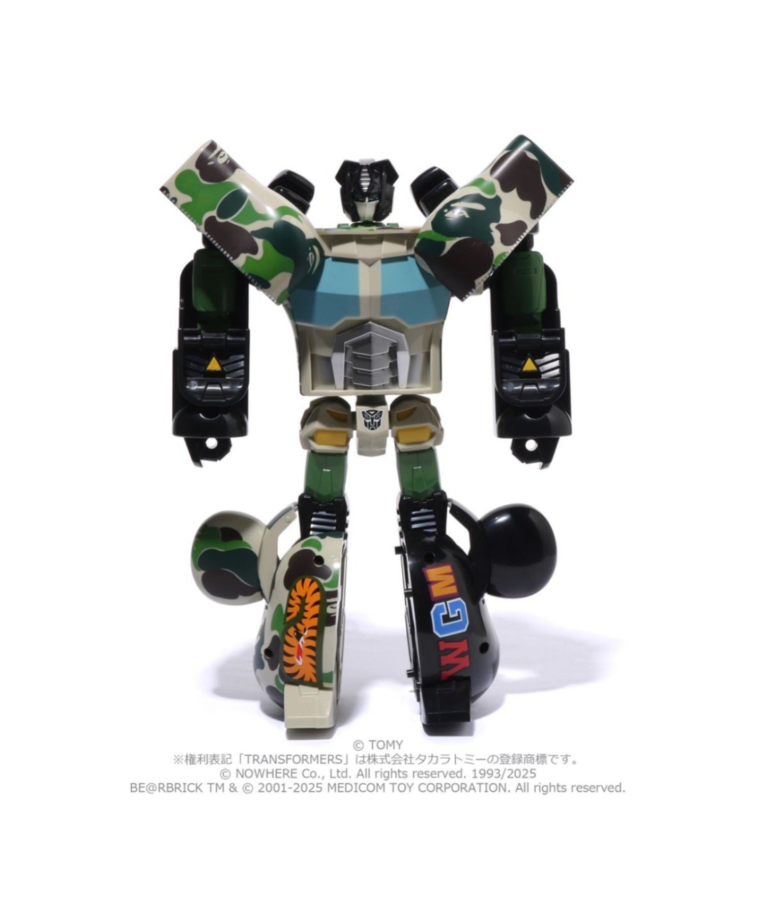 A BATHING APE｜BAPE X TRANSFORMERS X BE@RBRICK - ABC CAMO SHARK