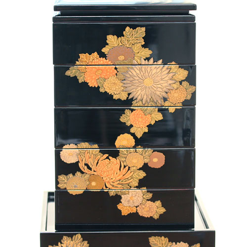 楽天市場】漆器 五段重 台付き 黒内朱 菊尽し蒔絵【少々訳あり