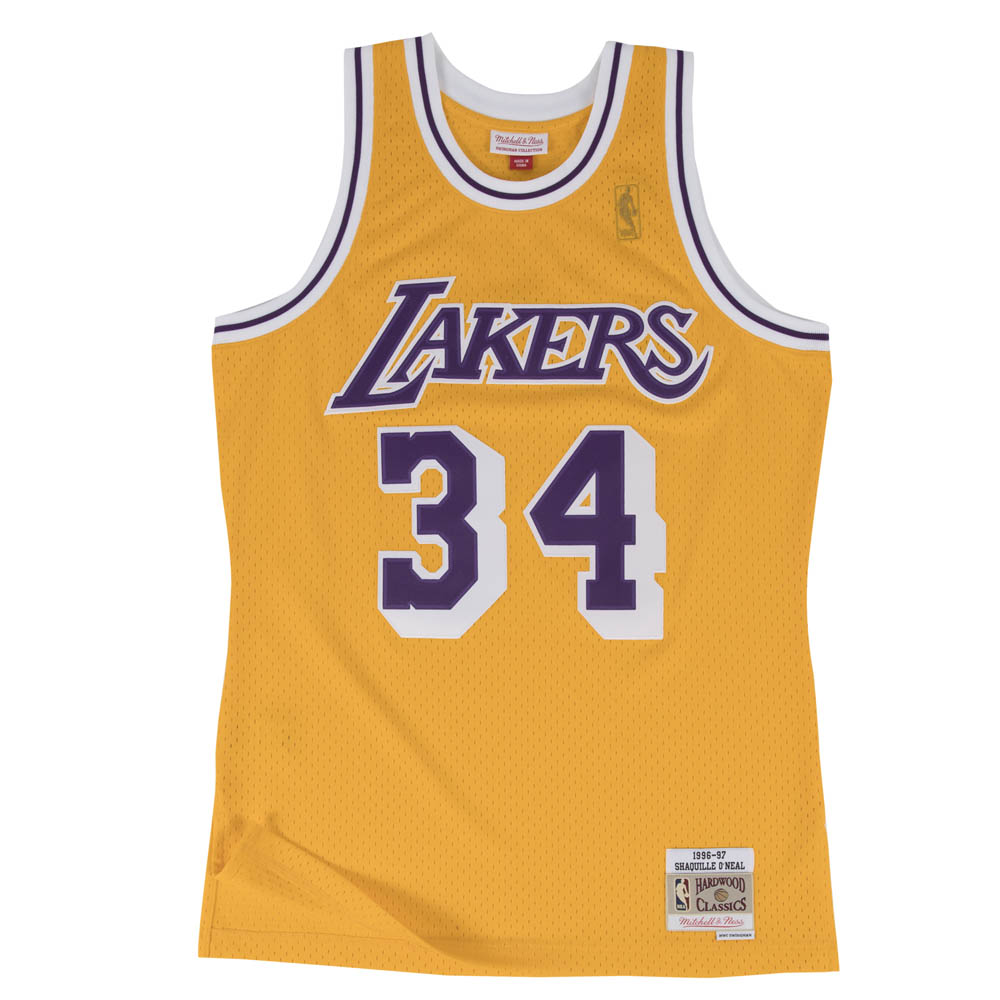 nba-200425smj15_1.jpg