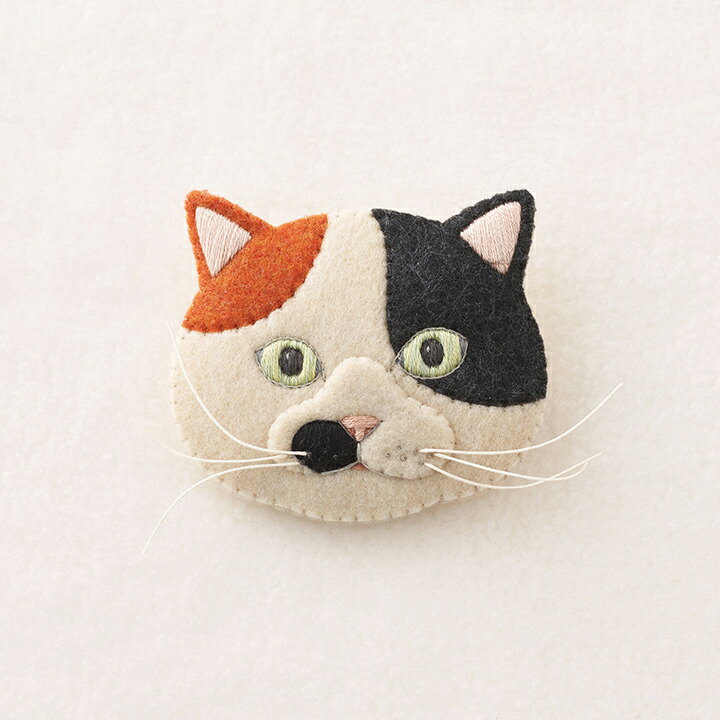 楽天市場】フェルトと刺繍でつくる 猫のブローチ キット ミケ NSB-1