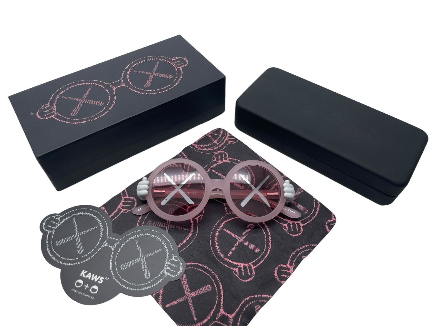楽天市場】新品未使用品 KAWS カウズ×SONS+DAUGHTERS サングラス