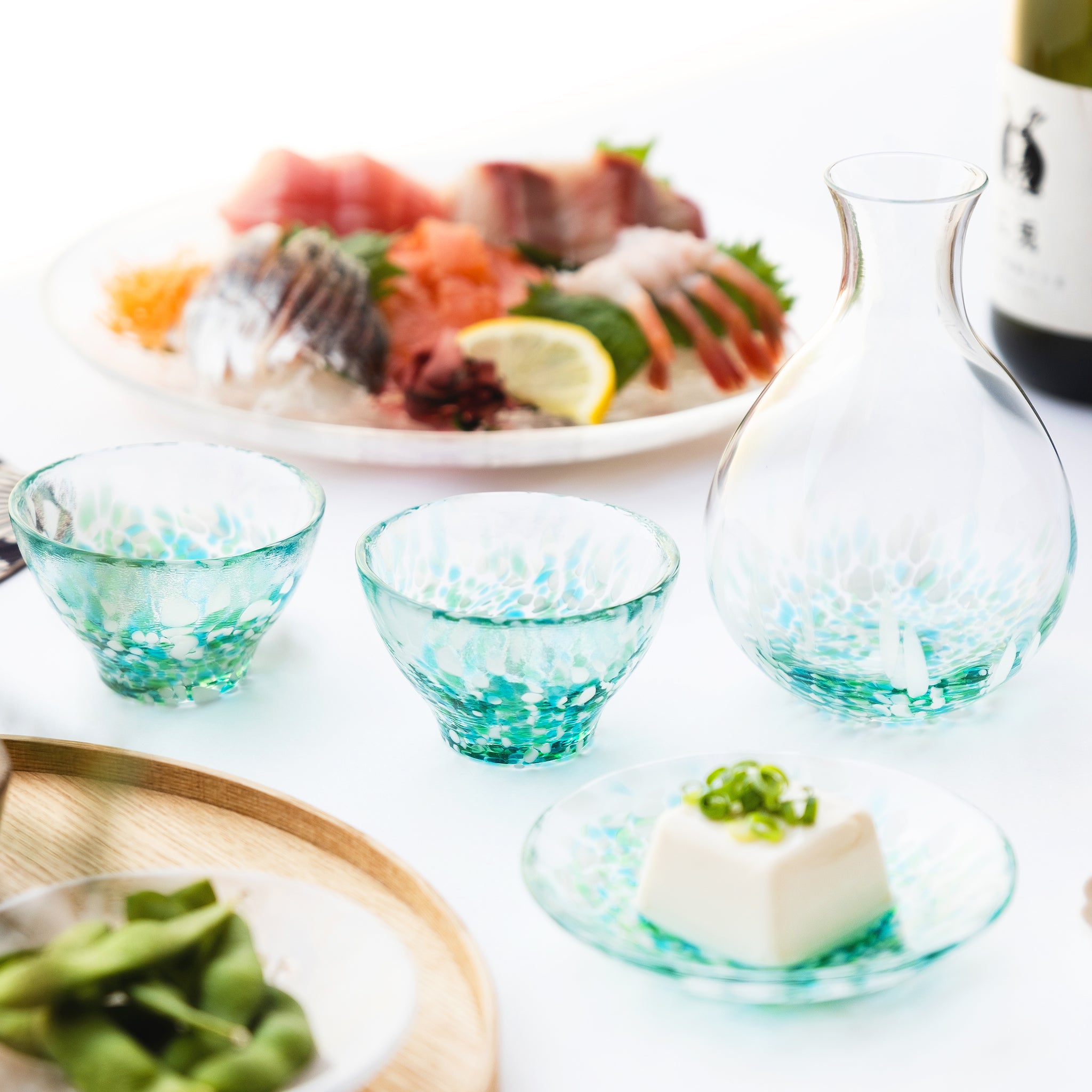 津軽びいどろ みずばしょう 酒器セット | 上品なガラスの徳利と盃を