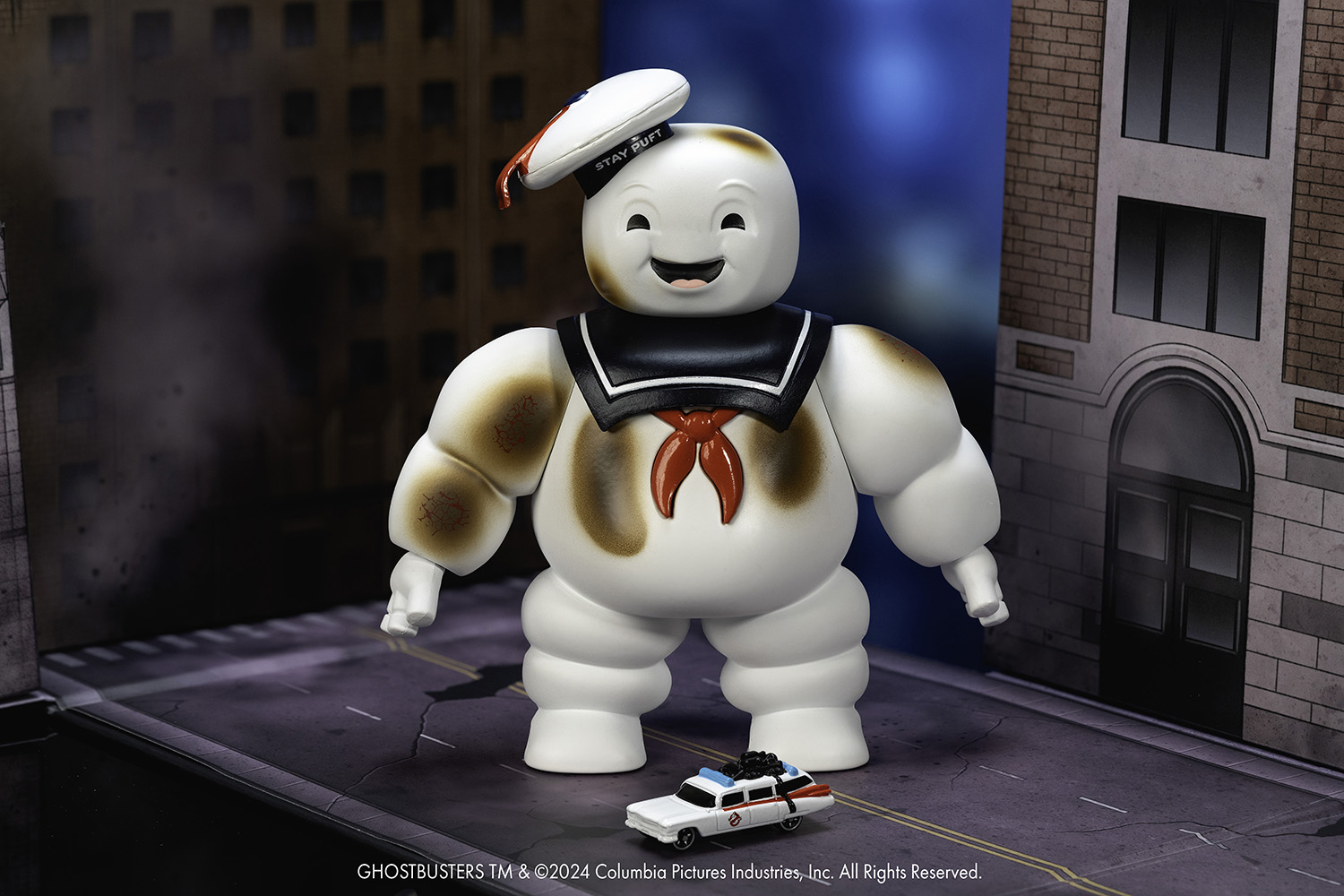 ゴーストバスターズ マシュマロマン＆ECTO-1メタルフィギュア ジオラマ
