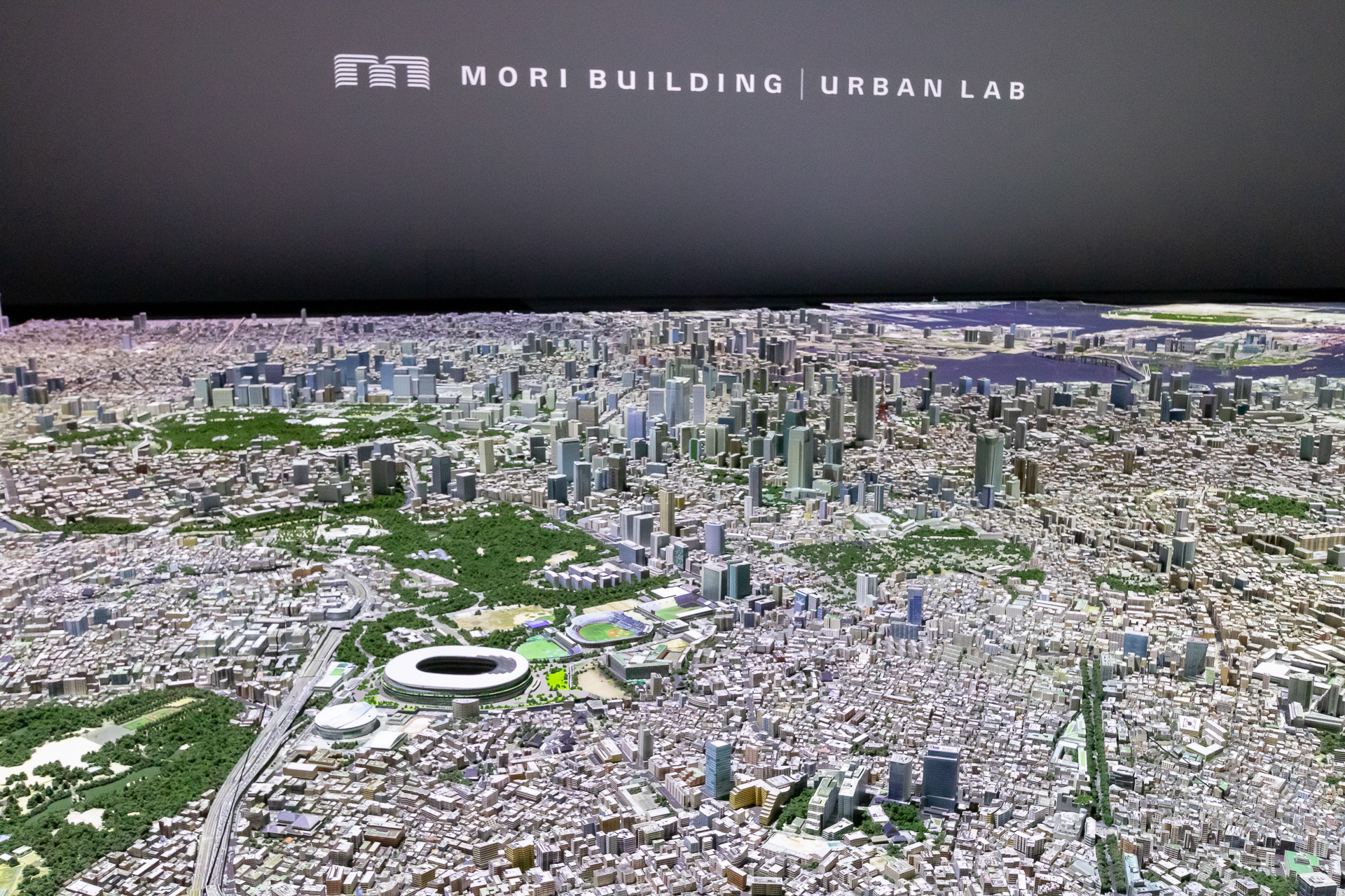 新国立競技場も完成済み。森ビル、巨大で精密な東京の模型と3D