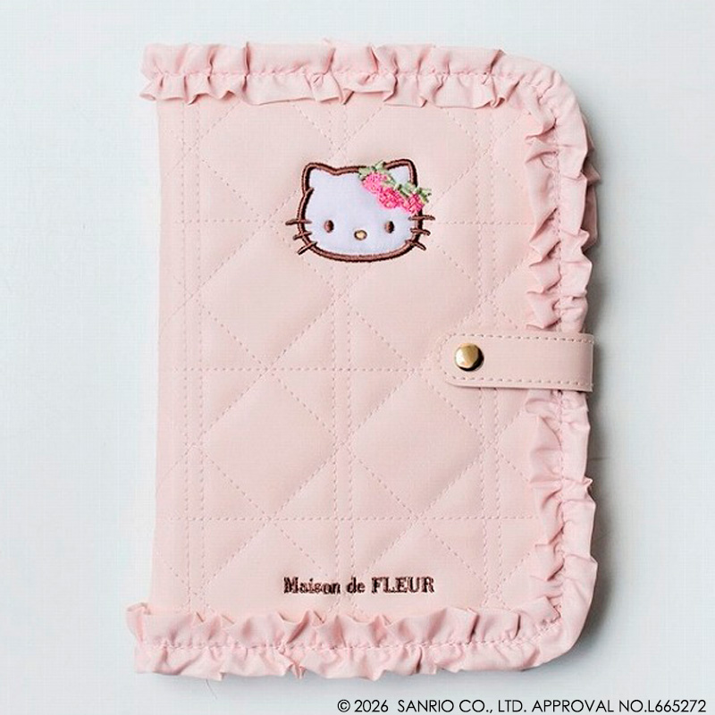 ハローキティ×Maison de FLEUR、手帳型いちごマルチケース。自由に