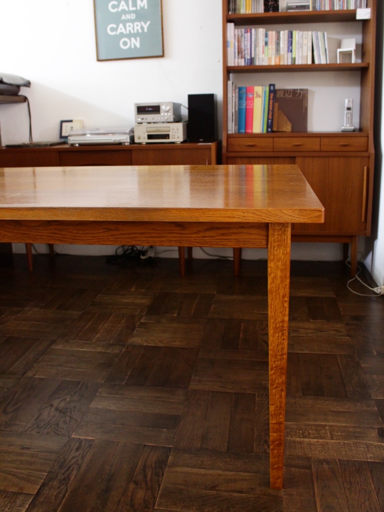 STANDARD TRADE. Re-SALE品 ダイングテーブル入荷！ – transista