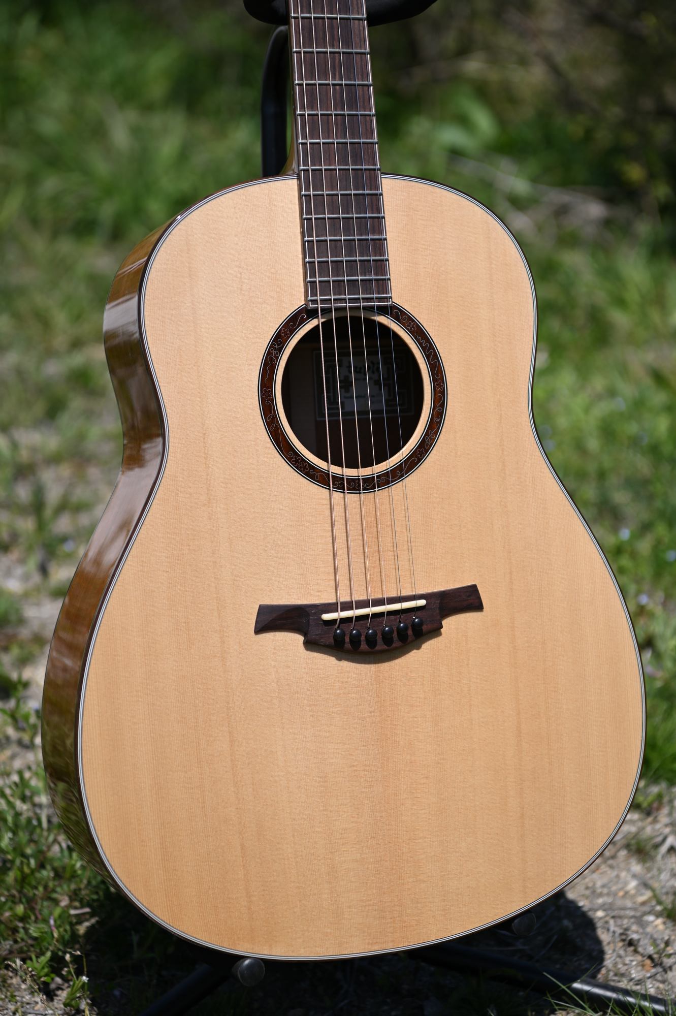 tupli guitars