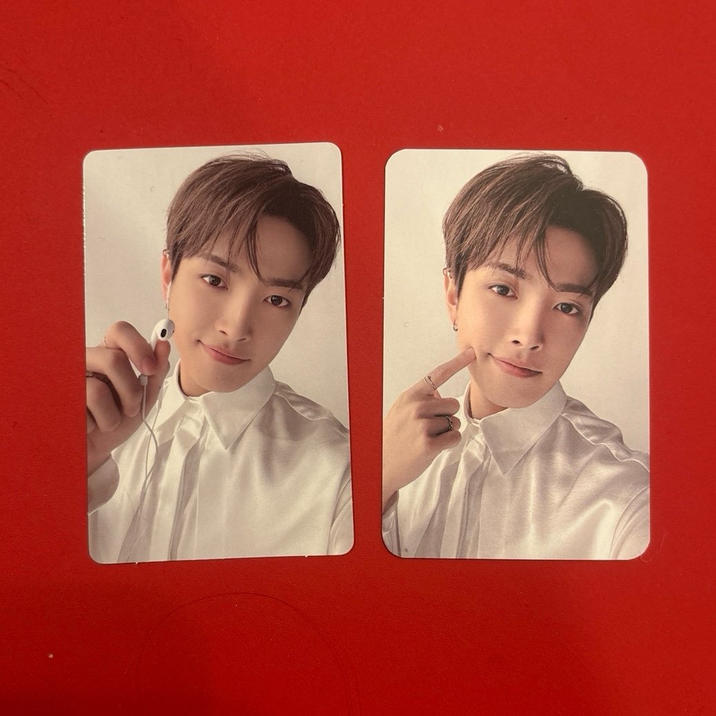 ATEEZ Hongjoong IN YOUR FANTASY TOUR POP-UP | Mercari
